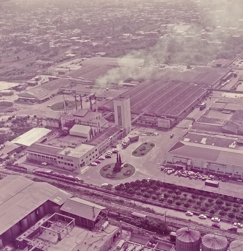 &Eta; &beta;&iota;&omicron;&mu;&eta;&chi;&alpha;&nu;ί&alpha; &omega;&sigmaf; &alpha;&nu;ά&pi;&tau;&upsilon;&xi;&eta;: &kappa;&rho;ά&tau;&omicron;&sigmaf;, &kappa;&epsilon;&phi;ά&lambda;&alpha;&iota;&alpha; &kappa;&alpha;&iota; &kappa;&omicron;&upsilon;&lambda;&tau;&omicron;ύ&rho;&alpha;